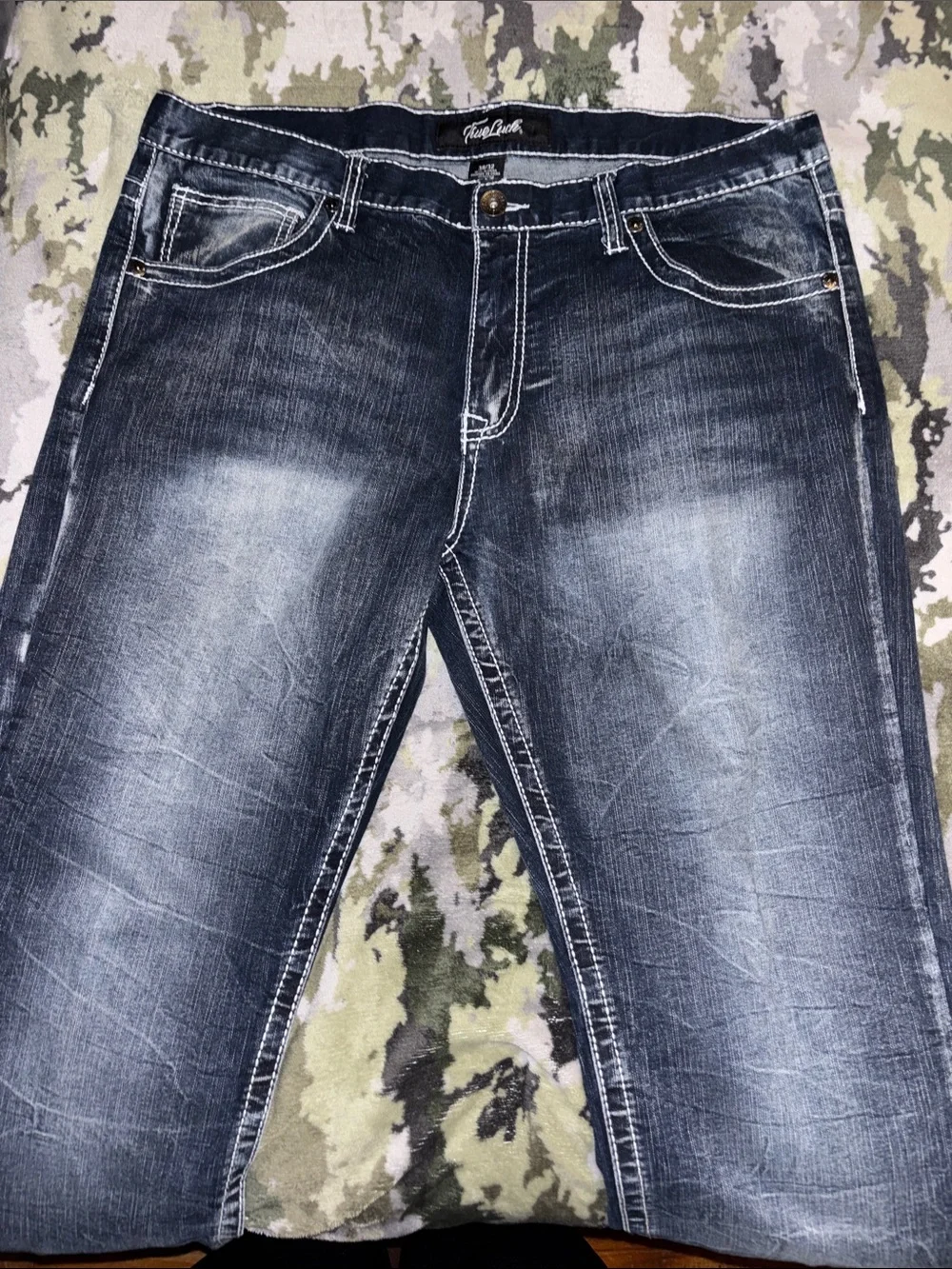 Men's True Luck Bootcut Jeans in Washed Dark Indigo - Vintage Look